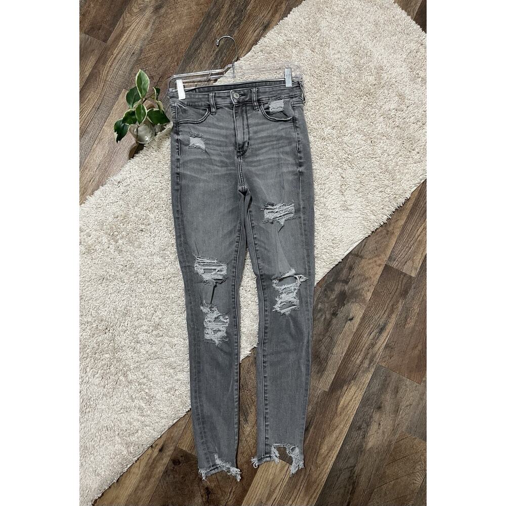 American Eagle Size 4 Gray Whiskered Distressed Super High-Rise Skinny Jeans